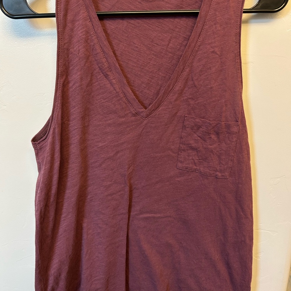 Madewell V-Neck Tank Top - Burgundy